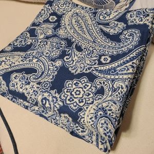 2 New OVERSIZED EURO Shams Blue white Paisley 26x26 plus 3" flange surro…